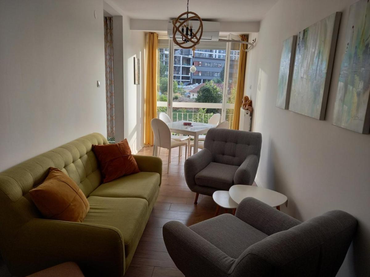Aaa Apartment Prishtinë Ngoại thất bức ảnh