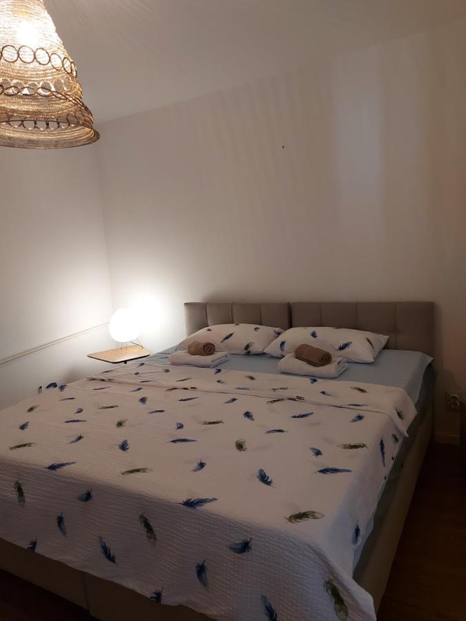 Aaa Apartment Prishtinë Ngoại thất bức ảnh