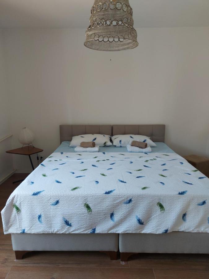 Aaa Apartment Prishtinë Ngoại thất bức ảnh