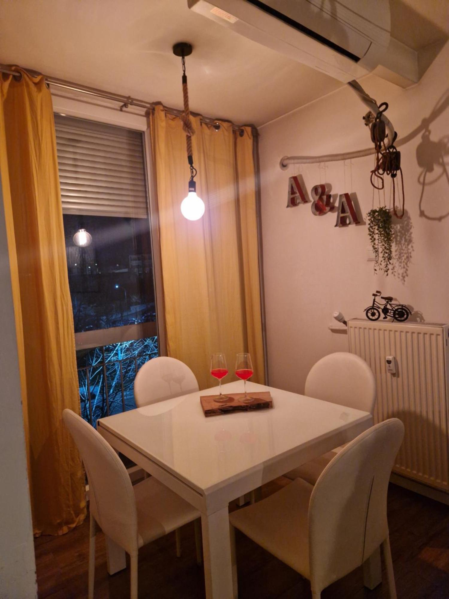 Aaa Apartment Prishtinë Ngoại thất bức ảnh