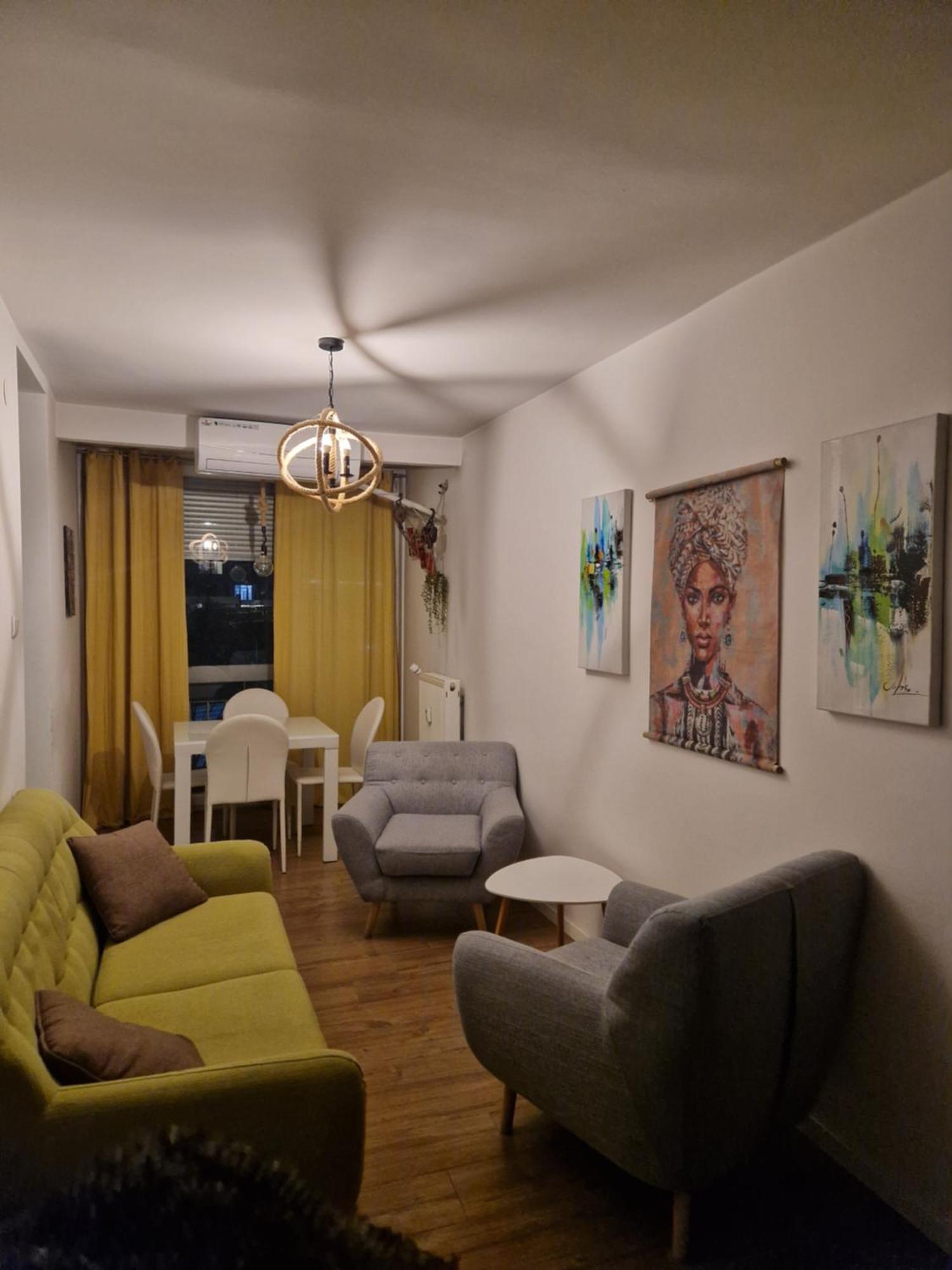 Aaa Apartment Prishtinë Ngoại thất bức ảnh